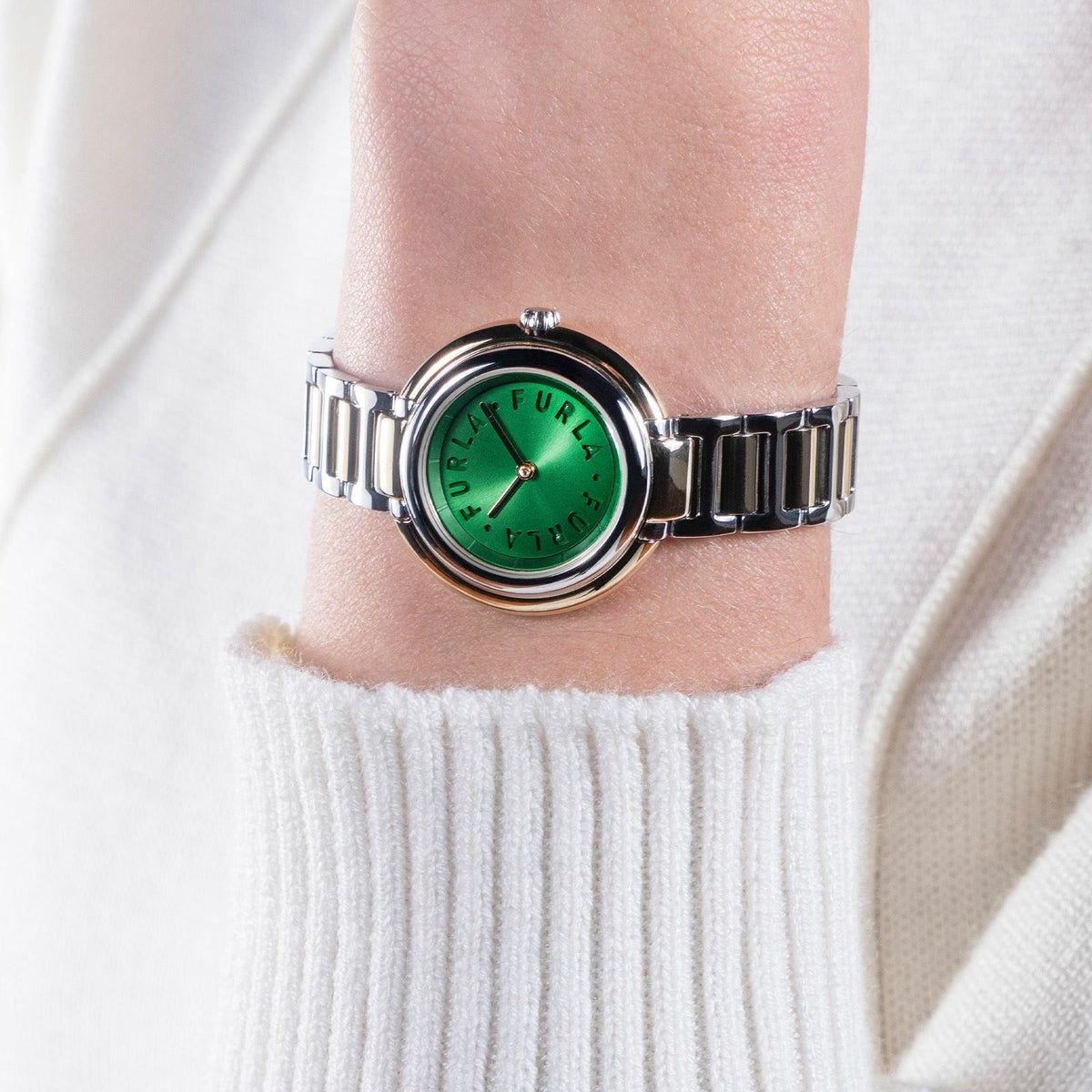 FURLA  FURLA ICON SHAPE フルラ フルラ アイコンシェイプ  / WW00031010L4